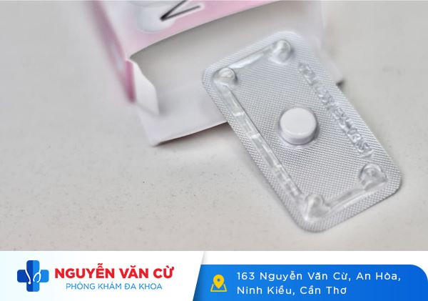 Tại sao uống thuốc tránh thai mất kinh? Giải đáp chi tiết từ bác sĩ chuyên khoa